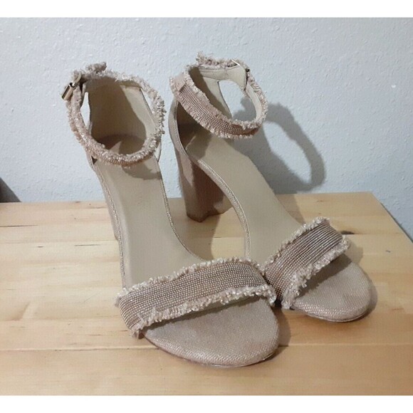 Stuart Weitzman Chaingang Canvas Frayed Sandals Size 9.5 - Picture 1 of 11